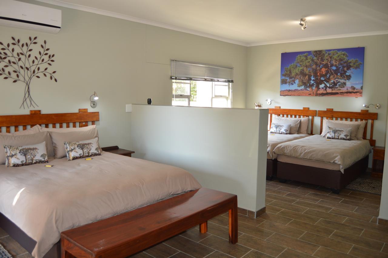 Kamaku Guesthouse Cc Otjiwarongo Buitenkant foto